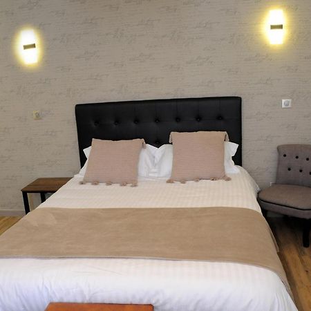 Hôtel L'ange de la vallée Oyonnax Exterior foto